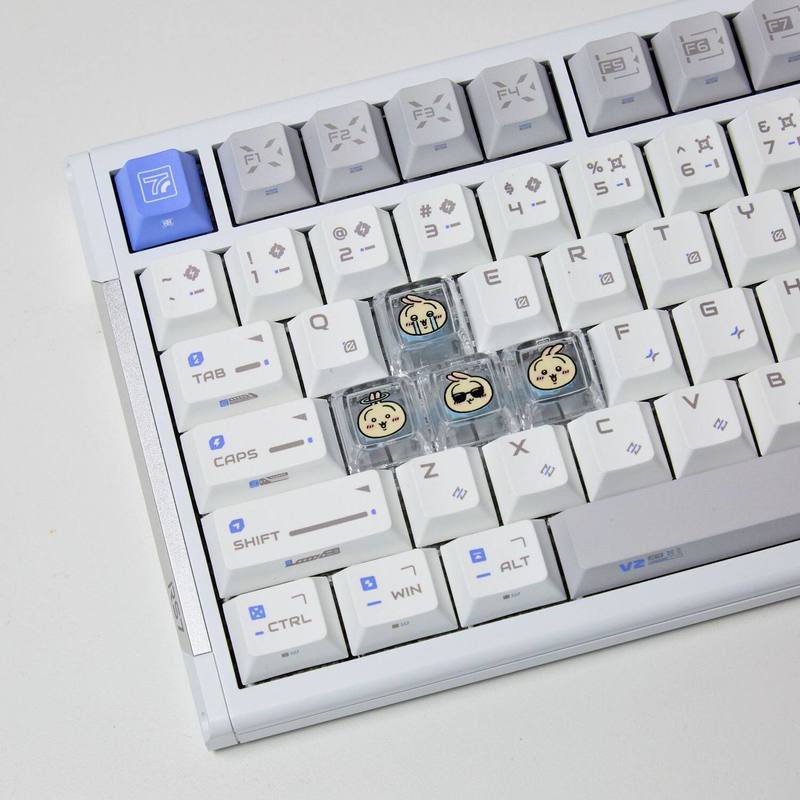 Chiikawa 4 Adet El Yapımı Şeff - Gaming Keyboard He incelemesi ve fiyatı